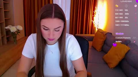 Snapshot of _miss_mia chatting on October 23, 7:29 am Mia online show from October 23, 7:29 am