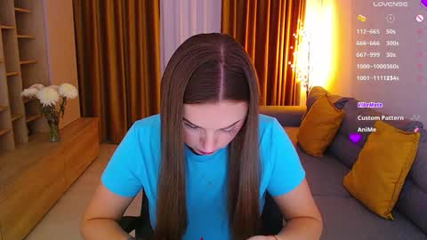 Snapshot of _miss_mia chatting on October 27, 5:33 am Mia online show from October 27, 5:33 am