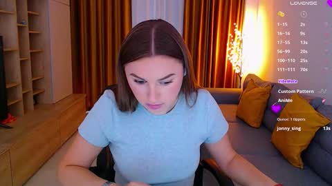 Snapshot of _miss_mia chatting on November 6, 9:54 am Mia online show from November 6, 9:54 am