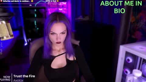 Snapshot of _mistress__ chatting on May 25, 4:46 pm Mistress Milana online show from May 25, 4:46 pm