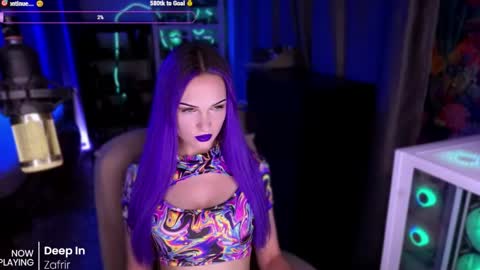 Snapshot of _mistress__ chatting on June 6, 6:01 pm Mistress Milana online show from June 6, 6:01 pm