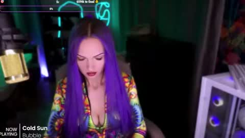Snapshot of _mistress__ chatting on June 9, 5:57 pm Mistress Milana online show from June 9, 5:57 pm