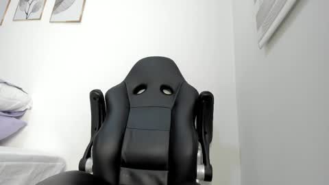 Snapshot of _molly_rosse_ chatting on May 16, 11:53 am _molly_rosse_ online show from May 16, 11:53 am