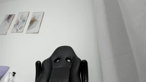 Snapshot of _molly_rosse_ chatting on May 28, 12:02 pm _molly_rosse_ online show from May 28, 12:02 pm