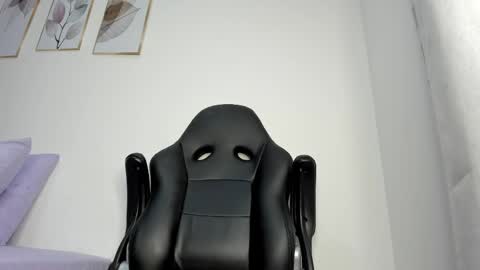 Snapshot of _molly_rosse_ chatting on June 4, 11:49 am _molly_rosse_ online show from June 4, 11:49 am