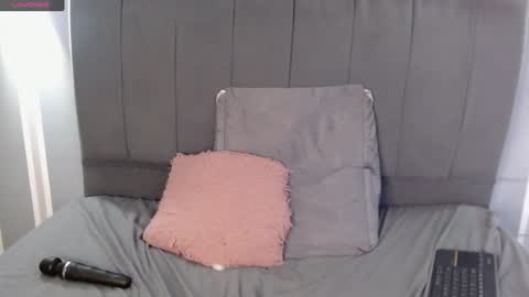 Snapshot of _mollyy chatting on January 30, 1:33 am Molly online show from January 30, 1:33 am