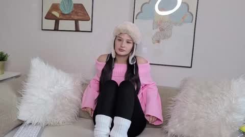 Snapshot of _mommy_casual_ chatting on November 7, 6:24 am Karina online show from November 7, 6:24 am