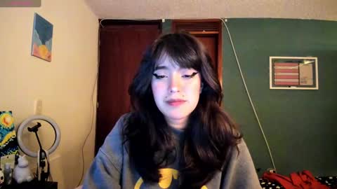 Snapshot of _moon_cake_ chatting on February 17, 5:04 am Next stream 950 pm Colombia time xd online show from February 17, 5:04 am