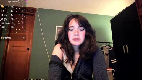 Snapshot of _moon_cake_ chatting on February 27, 8:28 am Next stream 950 pm Colombia time xd online show from February 27, 8:28 am