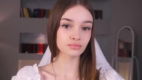 Snapshot of _moonlit_melody_ chatting on February 26, 4:17 pm Margo online show from February 26, 4:17 pm