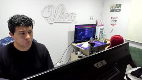 Snapshot of _mr_panda_ chatting on March 27, 7:47 am Panda online show from March 27, 7:47 am