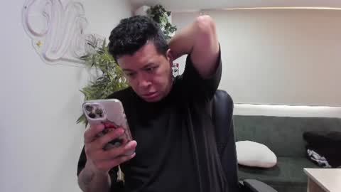 Snapshot of _mr_panda_ chatting on June 20, 8:44 pm Panda online show from June 20, 8:44 pm