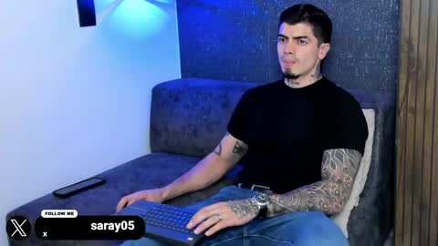 Snapshot of _mrcock_ chatting on May 17, 1:25 am _mrcock_ online show from May 17, 1:25 am