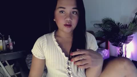 Angel online show from March 10, 11:15 am