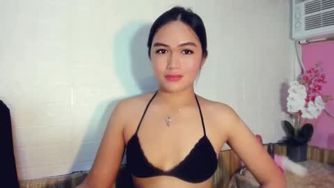 Snapshot of _myholyhole69_ chatting on January 7, 10:51 am monica online show from January 7, 10:51 am