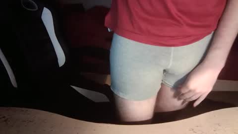 Snapshot of _n99 chatting on October 15, 8:36 am _n99 online show from October 15, 8:36 am