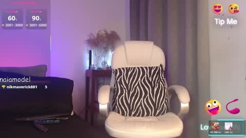 Snapshot of _naia_ross1 chatting on February 25, 10:52 pm Naia Ross online show from February 25, 10:52 pm