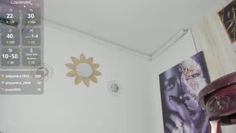 Snapshot of _naomi_fox chatting on February 23, 1:57 am shantall online show from February 23, 1:57 am