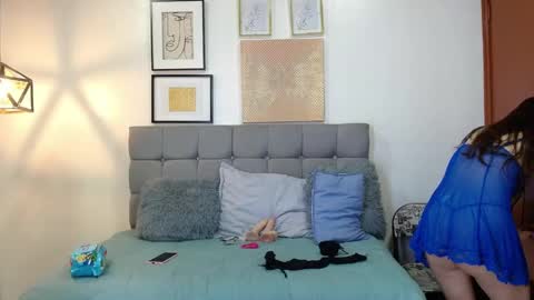 _naomi_s online show from April 24, 1:35 pm