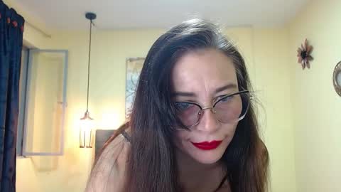 Snapshot of _naomi_s chatting on May 31, 2:02 pm _naomi_s online show from May 31, 2:02 pm