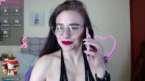 Snapshot of _naomi_s chatting on June 18, 1:26 pm _naomi_s online show from June 18, 1:26 pm
