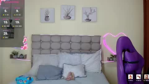 _naomi_s online show from June 29, 1:22 pm