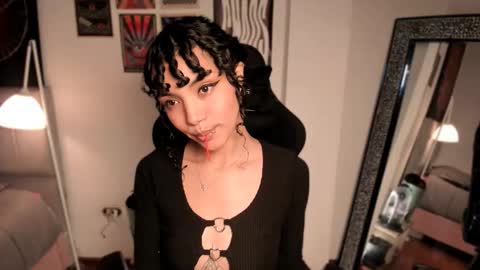 Nati - Independ model online show from November 7, 5:18 am