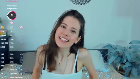 Ashley online show from April 29, 1:04 pm