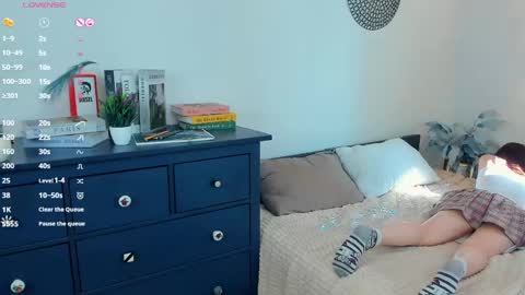 Snapshot of _nicehabbitt_ chatting on May 4, 12:56 pm Ashley online show from May 4, 12:56 pm