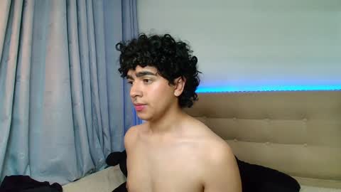 Nicolas online show from December 26, 3:49 am