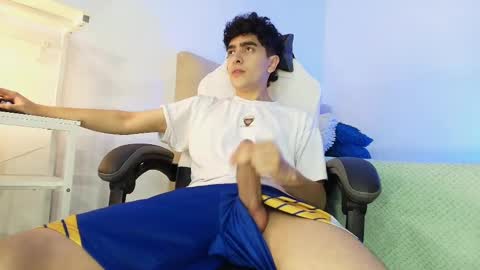 Nicolas online show from October 22, 2:01 am