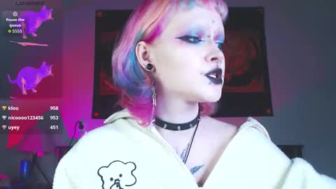 Snapshot of _nicole_meow_ chatting on December 20, 11:56 pm Nicole online show from December 20, 11:56 pm