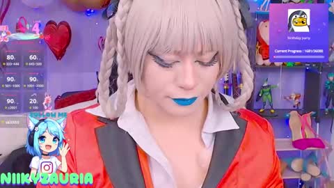 niiky online show from March 7, 6:38 pm