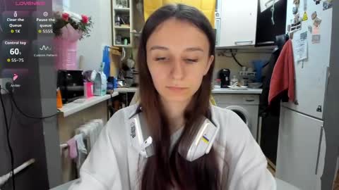 Snapshot of _nika_kik chatting on May 31, 5:20 pm Nika online show from May 31, 5:20 pm