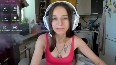 Snapshot of _nika_kik chatting on June 24, 1:54 pm Nika online show from June 24, 1:54 pm