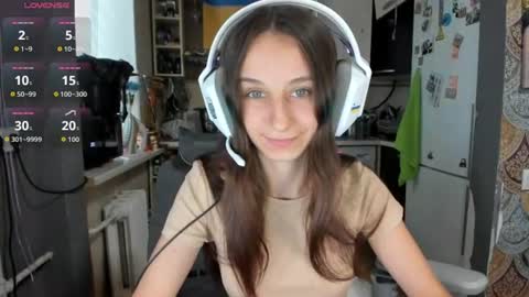 Snapshot of _nika_kik chatting on July 28, 2:46 pm Nika online show from July 28, 2:46 pm
