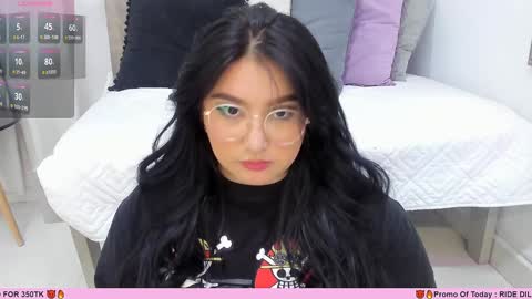 Snapshot of _nina_sweet chatting on January 27, 3:07 pm online show from January 27, 3:07 pm