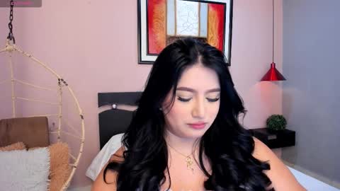 Snapshot of _nina_sweet chatting on November 21, 12:04 pm online show from November 21, 12:04 pm