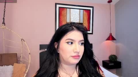 Snapshot of _nina_sweet chatting on November 27, 12:07 pm online show from November 27, 12:07 pm