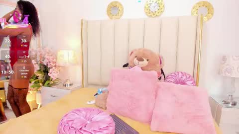  ninafox online show from March 14, 8:14 pm