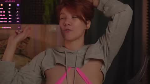 Snapshot of _northern_girl_ chatting on July 5, 4:25 pm Lady Jess from house of Dragonborns online show from July 5, 4:25 pm