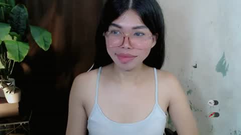 Snapshot of _odette22 chatting on July 6, 4:09 pm _odette22 online show from July 6, 4:09 pm