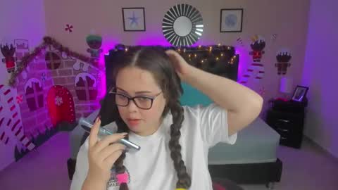 Olivia jones online show from January 9, 11:46 am