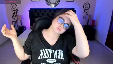 Snapshot of _oliviajoness chatting on July 3, 12:22 pm Olivia jones online show from July 3, 12:22 pm