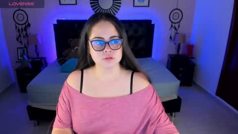 Snapshot of _oliviajoness chatting on July 8, 11:58 am Olivia jones online show from July 8, 11:58 am