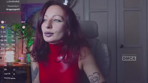 Snapshot of _owner_ chatting on December 16, 9:35 am The Supreme Goddess Rose online show from December 16, 9:35 am