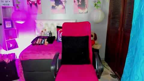 Snapshot of _pamela_ebony chatting on November 21, 8:29 pm pamela online show from November 21, 8:29 pm