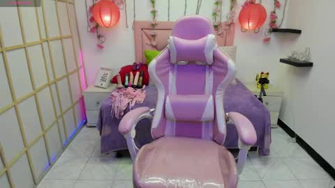 pamela online show from April 28, 1:16 pm