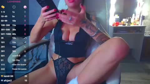 Ilona online show from November 11, 6:19 pm