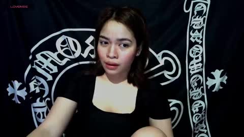 _preciousmoira online show from June 5, 10:54 am